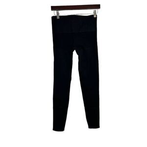 Blanqi recovery cropped black leggings size M